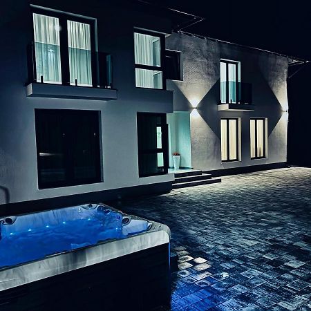Vila Diamond Lux&Spa ソバタ エクステリア 写真